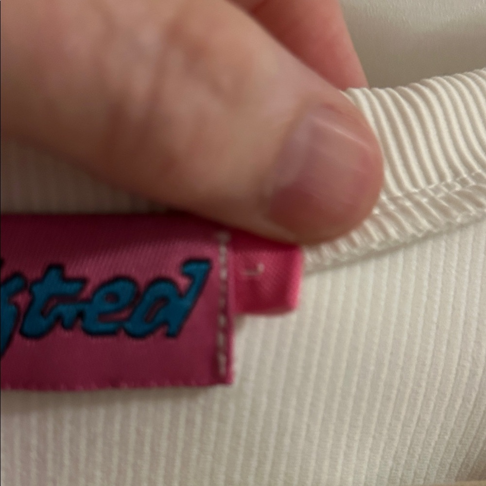 Edikted Ribbed Bodysuit - Picture 4 of 9